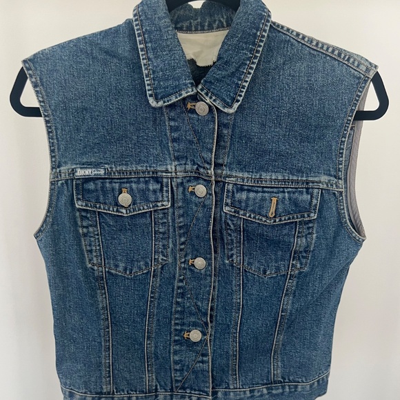 Perfect Vintage Denim Vest with Defined Waist DKNY - Picture 3 of 5